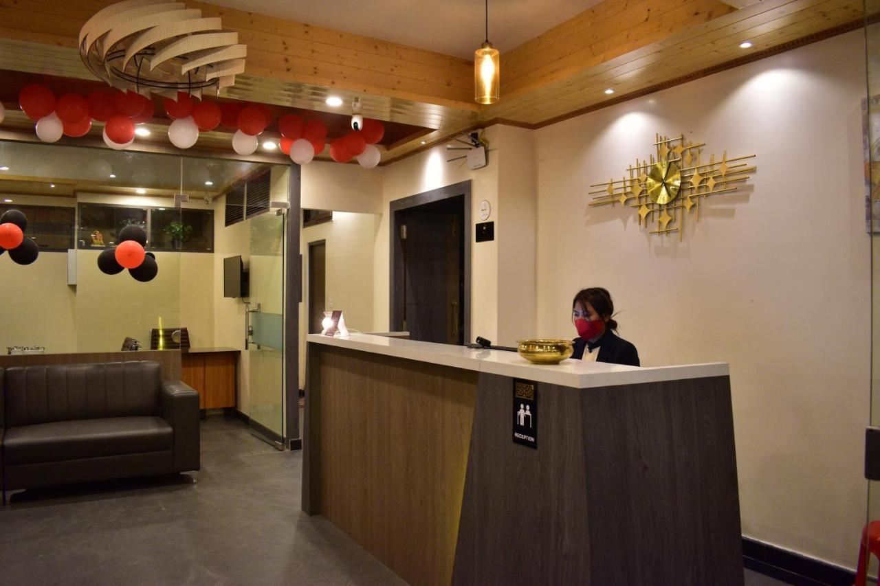 Hotel Montana Vyoo Namchi Bagian luar foto